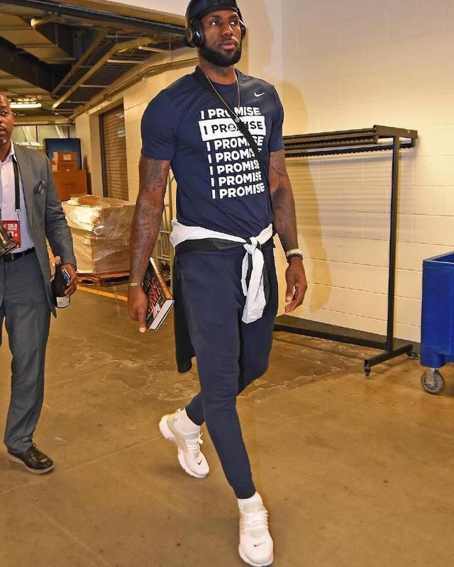 自塔神以来，瓦科是首位单赛季中超两次失点的山东泰山球员（瓦科成塔神后泰山队首位在中超单赛季两度点球罚失的球员）