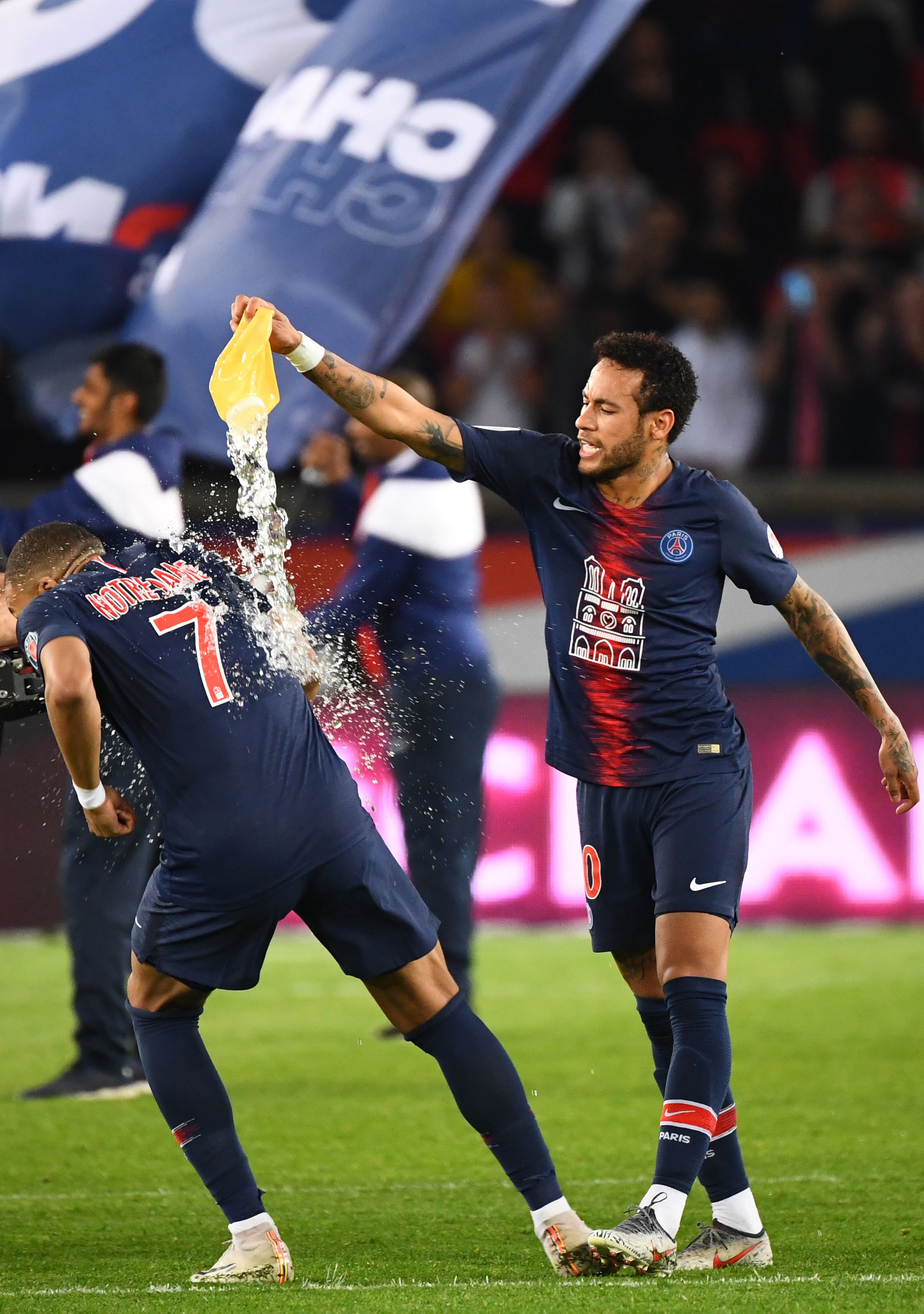 马德兴：我们的足球领导没有荣辱观，不觉得0-8是耻辱（马德兴直指足球管理层缺乏荣辱观：0-8惨败竟不被视为耻辱）