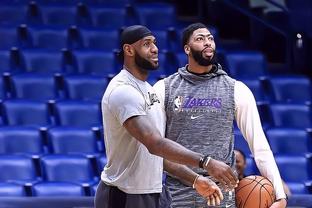 国米vs科莫：劳塔罗搭档小图拉姆，恩里克、巴雷拉出战（国米战科莫：劳塔罗携手小图拉姆，恩里克与巴雷拉登场）