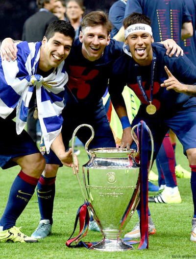 埃贝尔：凯恩德转身价下跌？不理解，但那本来只是种数字游戏（埃贝尔谈凯恩转会费下调：难以理解，但终归只是数字游戏）