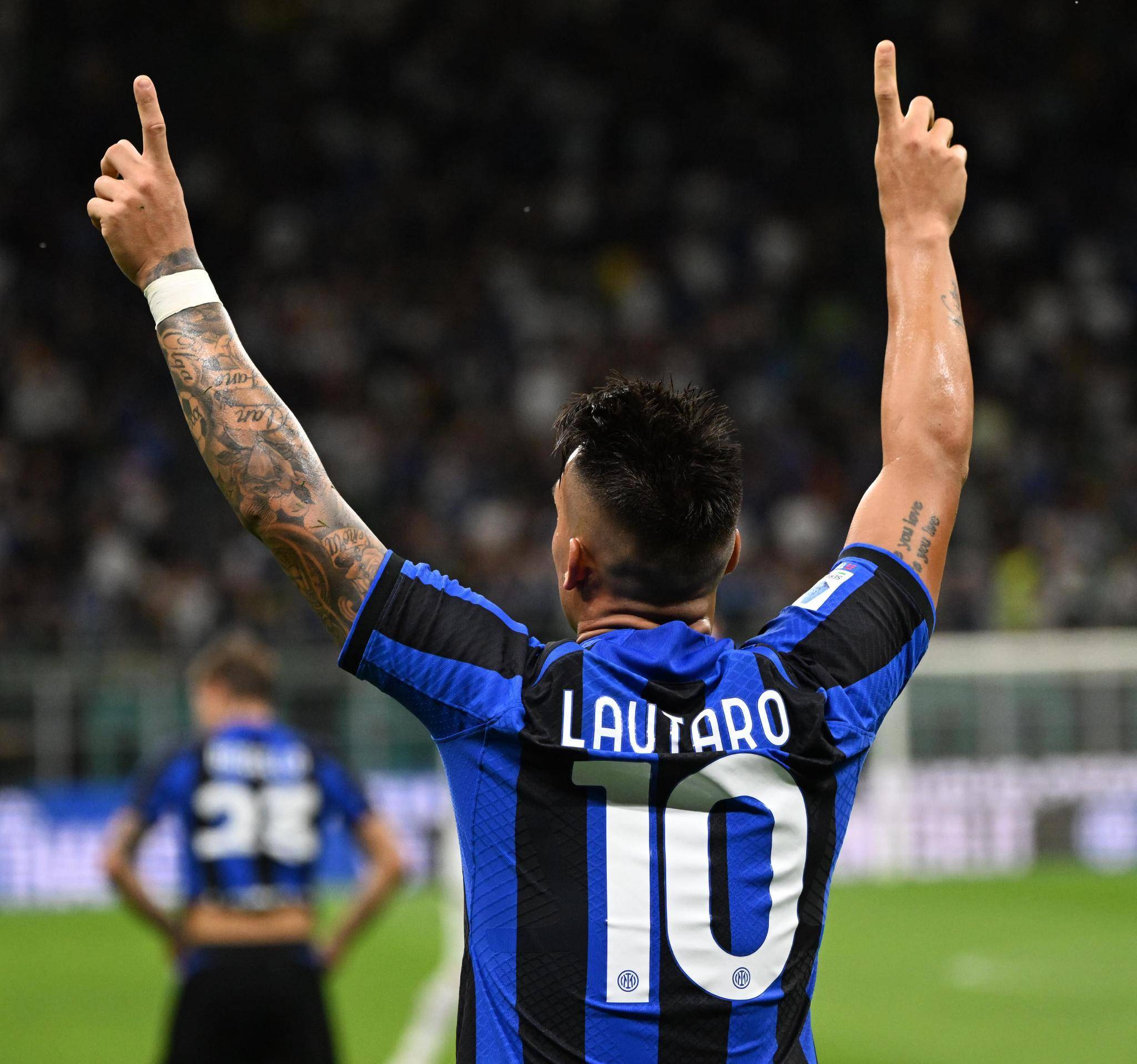 罗体：罗马询问赛义德-马拉，但优先目标仍是齐尔克泽（罗体：罗马已打听赛义德-马拉，首选依然是齐尔克泽）