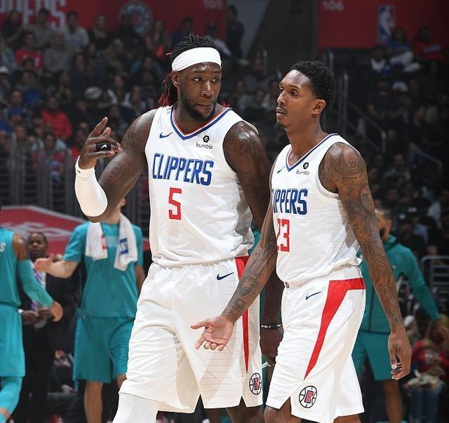 杰克逊在采访中谈到他年轻时朋友们总叫他内马尔：（杰克逊在采访中自曝：年轻时朋友常叫他'内马尔）