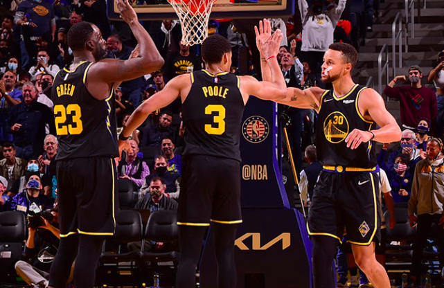 B席：在伯纳乌球场比赛并不容易，姆巴佩缺席对比赛影响不大（B席：伯纳乌作战向来艰难，姆巴佩缺阵影响有限）