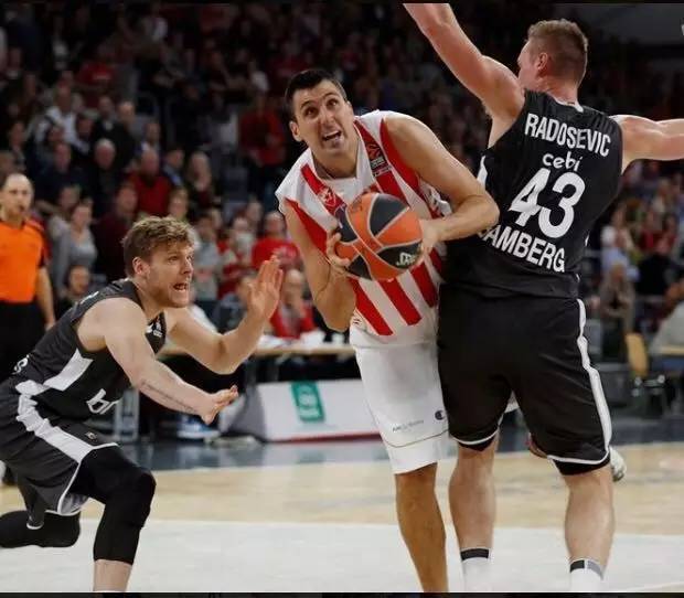 足球英足总发布最新处罚名单，多名球员受罚（英足总发布最新纪律通告，多名球员遭处罚）