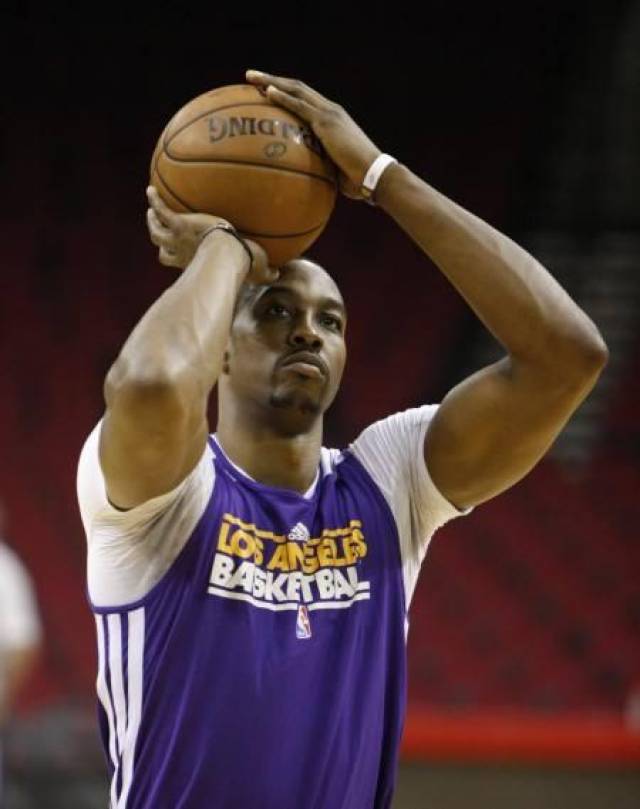 斯帕莱蒂：首发能直观了解热格罗瓦的表现，戴维需要继续提升（斯帕莱蒂：用首发检验热格罗瓦状态，戴维还需继续进步）