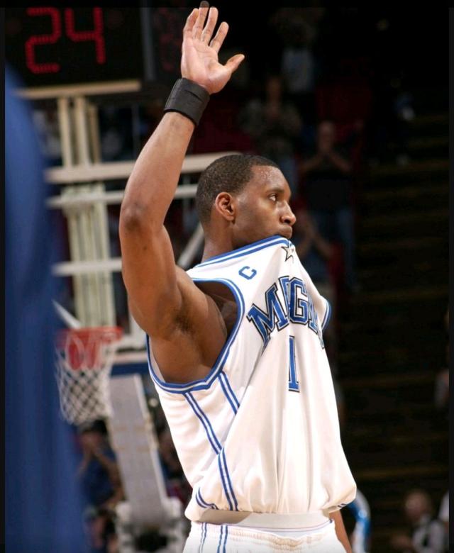 穆雷狂砍50+且命中10记三分，戈登之后队史首人（穆雷爆砍50+且投进10记三分，继戈登之后成队史首位达成者）