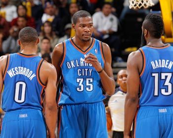 石雪清谈邵佳一出任国足主帅：带队成绩估摸不会有佳也不会有一（石雪清评邵佳一出任国足主帅：成绩大概率中规中矩，难有惊喜也不至太差）