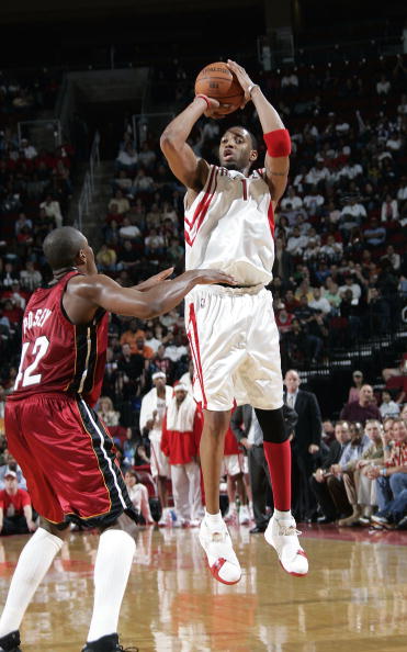 黄雅琼真赢家！金牌拿到手软嫁入体坛豪门，老公绯闻前女友当伴娘（黄雅琼成最大赢家：金牌收割不停，嫁入体坛豪门，老公绯闻前女友任伴娘）