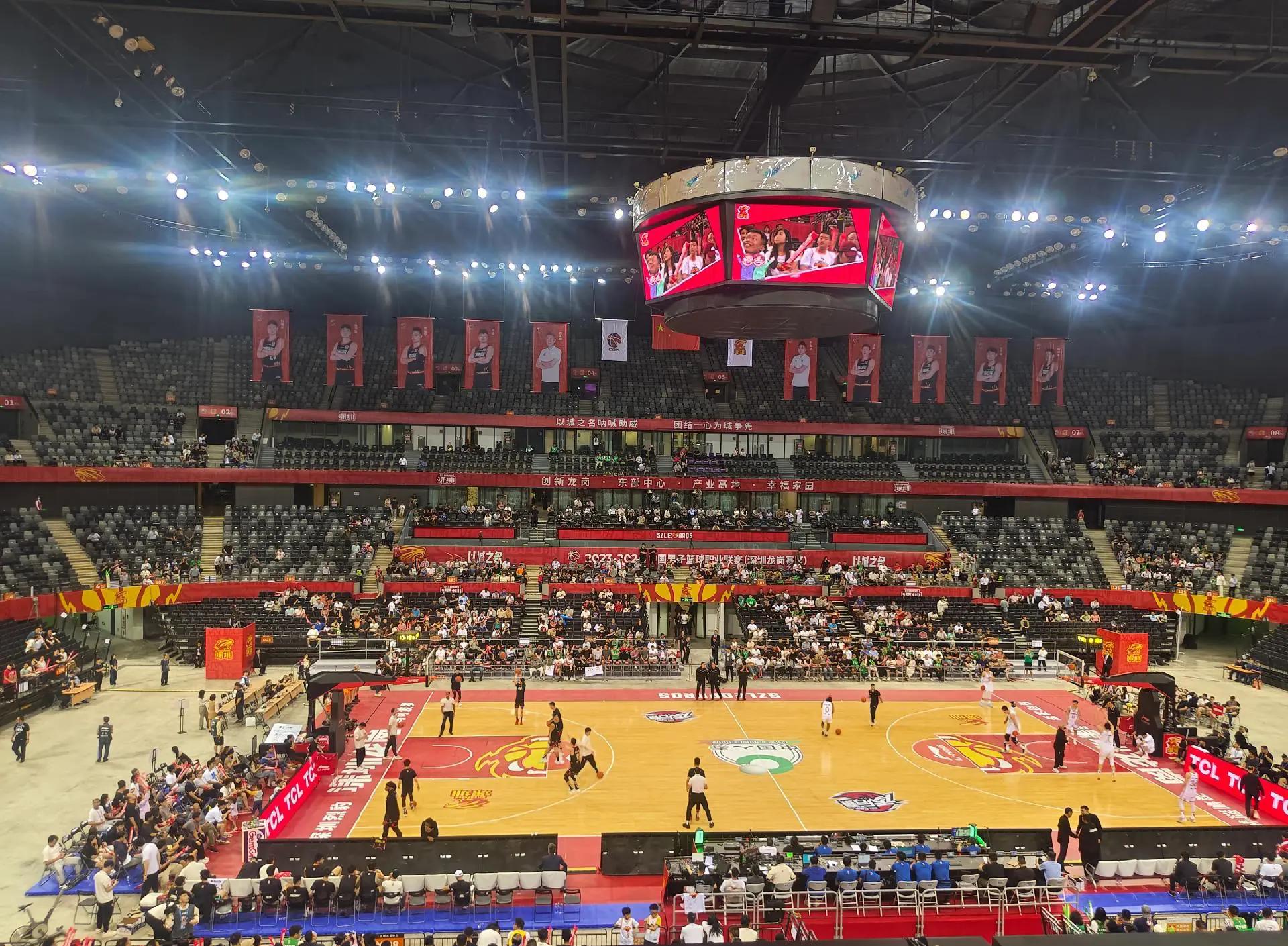 京东徐雷接替李明岗位？魏翊东：此时此刻两位都不知道安排（徐雷接棒李明？魏翊东：目前两人均不知安排）