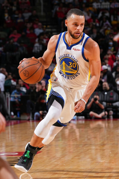 或将解散！中超某球队欠薪严重，准入资格堪忧，梅州客家或成最大受益者（解散危机？中超某队欠薪严重、准入成疑，梅州客家或成最大赢家）