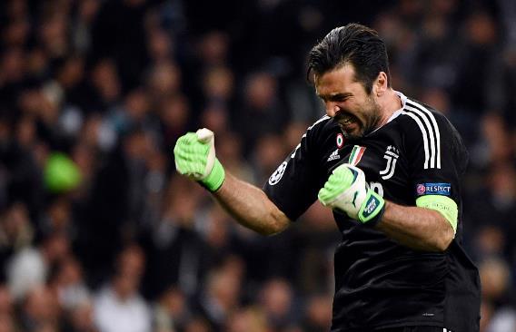 泰山足校95一代相聚淄博桓台，韦世豪、刘军帅等现役球员亮相（泰山足校95届相聚淄博桓台，韦世豪、刘军帅等现役球员现身）