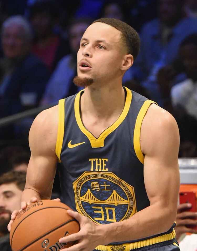 阿斯：里昂锋线终结能力不足，急需恩德里克来帮助球队（阿斯：里昂锋线火力不足，亟需恩德里克补强）