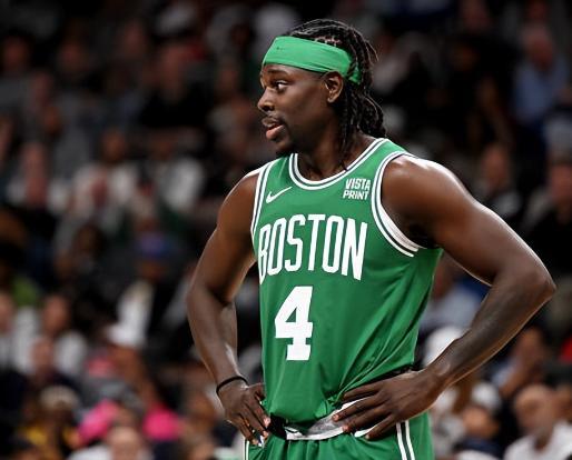 主场仅赢3场，本赛季亚泰的联赛主场胜率为全中超最低（亚泰本赛季联赛主场仅取3胜，胜率全中超最低）