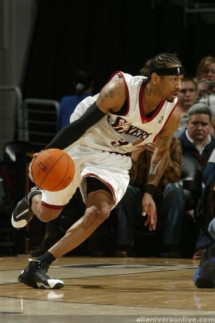 足球西甲豪门密集赛程崩盘，队内伤病潮袭来（密集赛程拖垮西甲豪门，球队遭遇伤病潮）